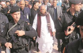 Mulayam Singh Yadav, Akhilesh Yadav, Samajwadi Party