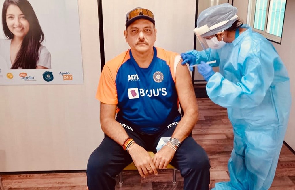 Ravi Shashtri Kantaben Her team Apollo Ahmedabad COVID 19 Vaccination