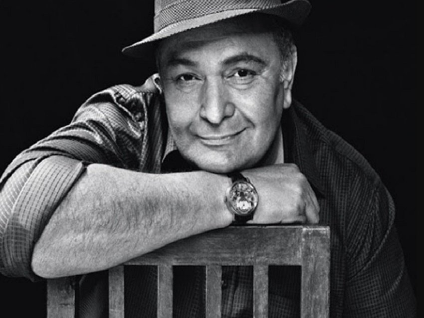 फिल्म की शूटिंग के दौरान कभी डायरेक्टर बदल दिये गए तो कभी एक्टर तो कभी कहानी में ही हेरफेर कर दिया गया। ऋषि कपूर ने फिल्म तो कर दी थी लेकिन वह इससे खुश कभी नहीं थे। फिल्म रिलीज हुई तो औंधे मुंह गिर गई।