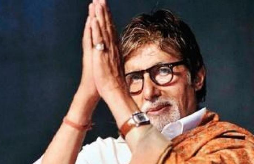 गुजरात की भलाई के तब अमिताभ ने मुफ्त में काम किया। अमिताभ ने खुद कहा कि वह इस कार्य के लिए एक पैसा नहीं लेंगे।