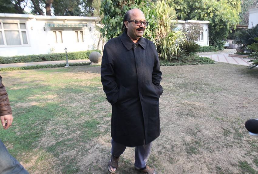 amar singh Dimple kapadia Relation, Amar Singh Wife
