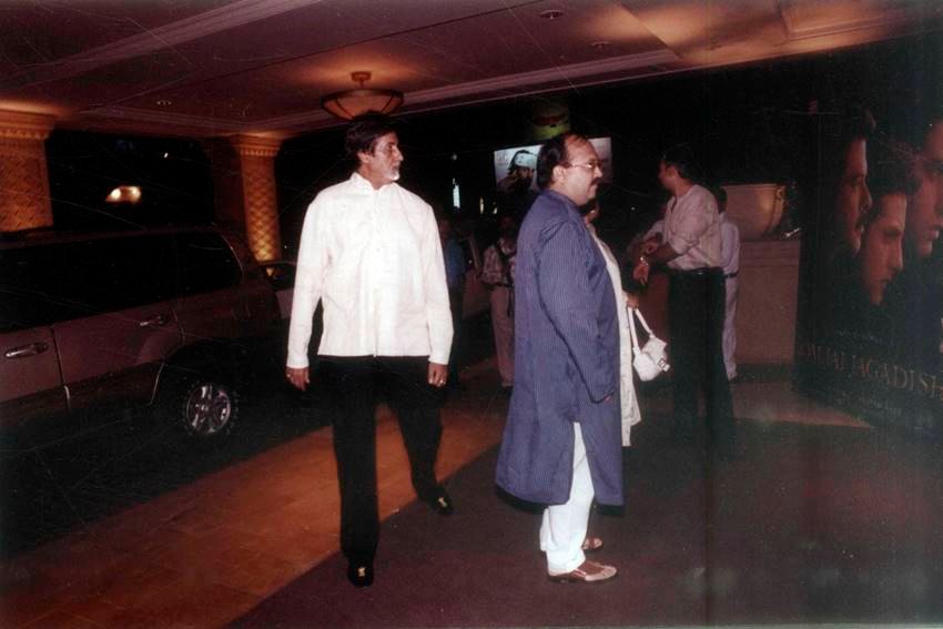 amar singh Dimple kapadia Relation, Amar Singh Wife