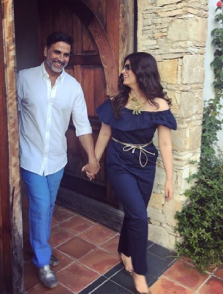 amar singh Dimple kapadia Relation, Amar Singh Wife