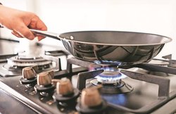 जल जाने पर घरेलू उपचार, जलन में फौरी राहत जरूरी