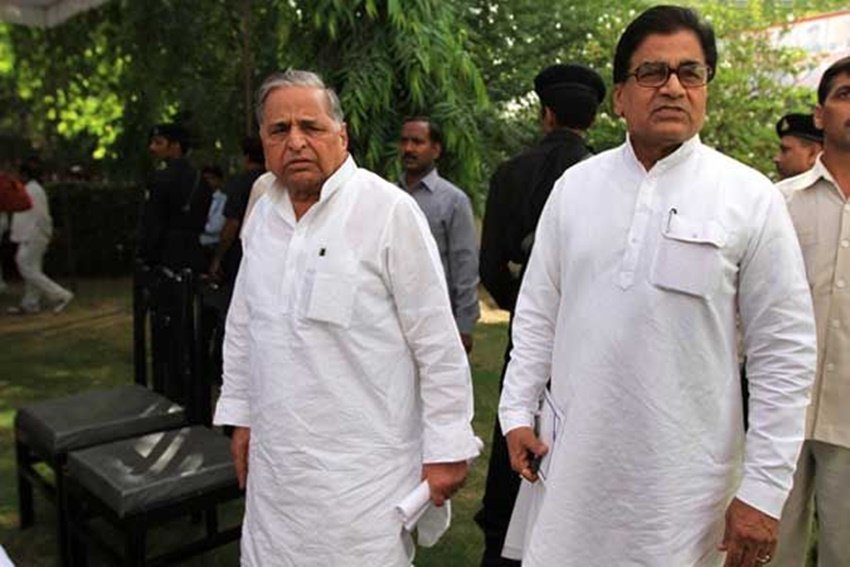 Dimple Yadav MIL, Akhilesh Yadav Stepmother, Mulayam Second Wife