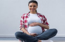 Health Tips: प्रेग्नेंसी में भूलकर भी ना करें ये योगासन, फायदे की जगह हो सकता है नुकसान