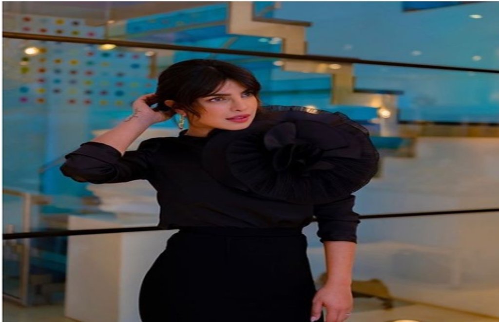 priyanka chopra, priyanka chopra photos, priyanka chopra instagram