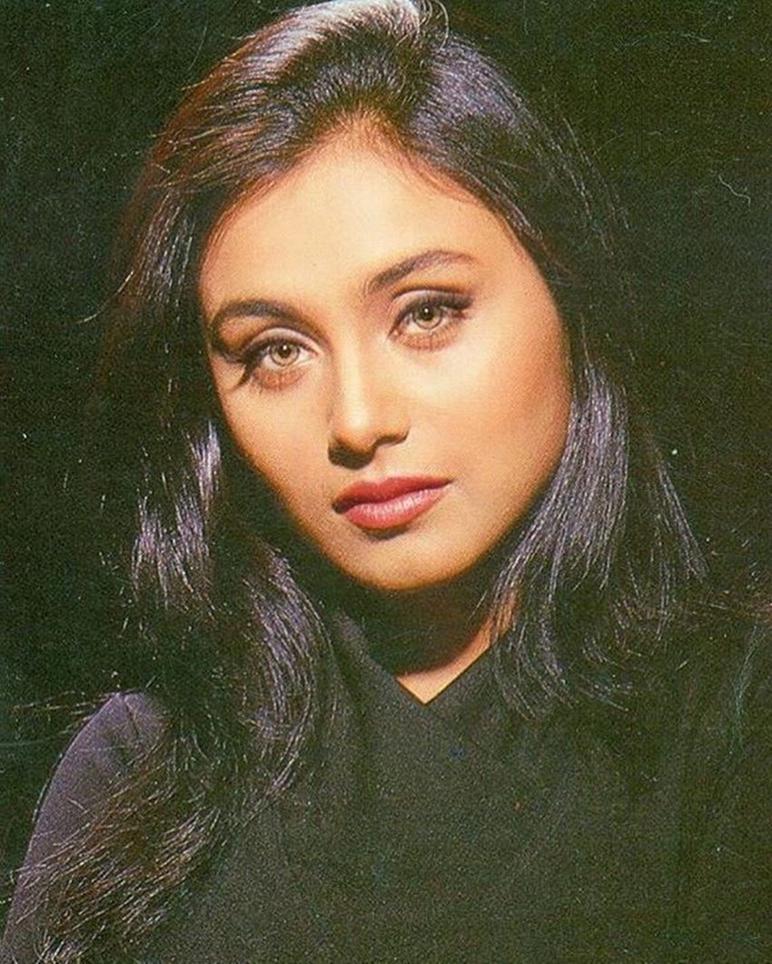 रानी मुखर्जी कुछ साल पहले टीवी शो जीना इसी का नाम है में बतौर गेस्ट आई थीं। इस शो में रानी के परिवार के सदस्यों को भी शामिल किया गया था।