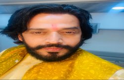 ये तिलक भक्तों का है दीदी- बंगाल CM ममता बनर्जी पर रवि किशन का पलटवार, बोले- यूपी से गुंडे नहीं भक्त आ रहे…