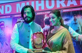 akshara singh, ravi kishan, dinesh lal yadav nirahua