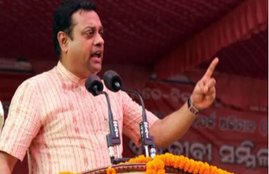 tapsee pannu, anurag kashyap, sambit patra
