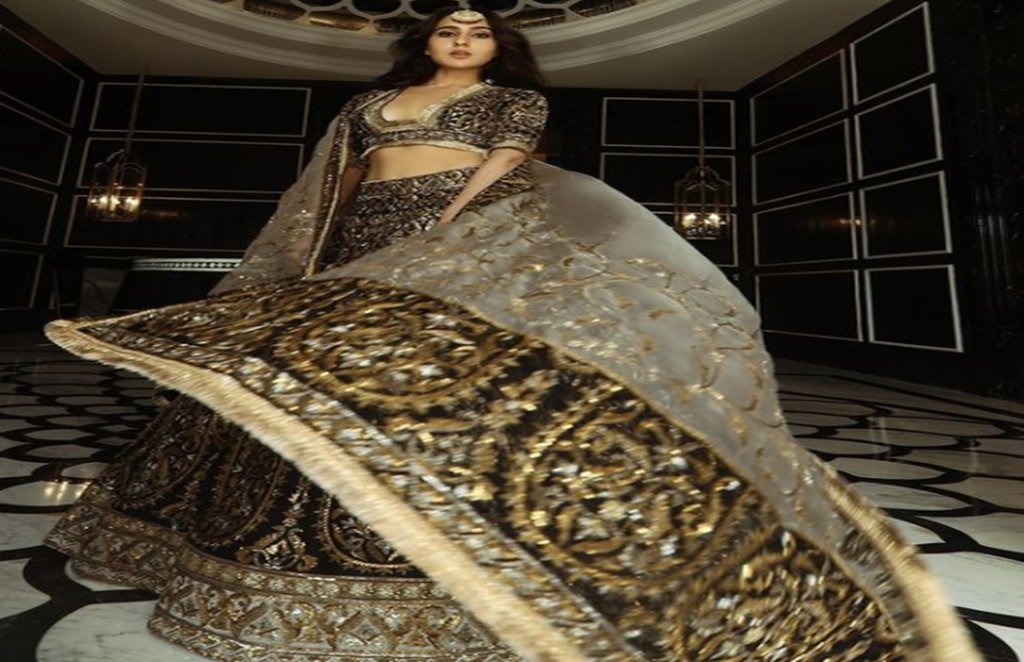 sara ali khan, sara ali khan photos, manish malhotra