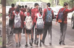 Board Exam 2021: इस राज्य ने स्थगित किए 10वीं, 12वीं बोर्ड एग्जाम, जारी की संशोधित डेटशीट