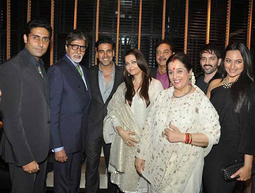 उसके बाद कई बार दोनों सितारे एक साथ नजर आए और दोनों के बीच फिर से उसी पुराने दोस्ताने की झलक भी दिखी।