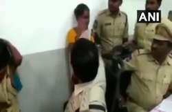 प्रेस कॉन्फ्रेंस में जब ACP ने महिला को जड़ा था तमाचा, VIDEO देख सभी रह गए थे दंग