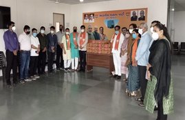 Corona, Gujarat, BJP
