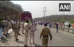 Madhya Pradesh,Gwalior,Bus accident