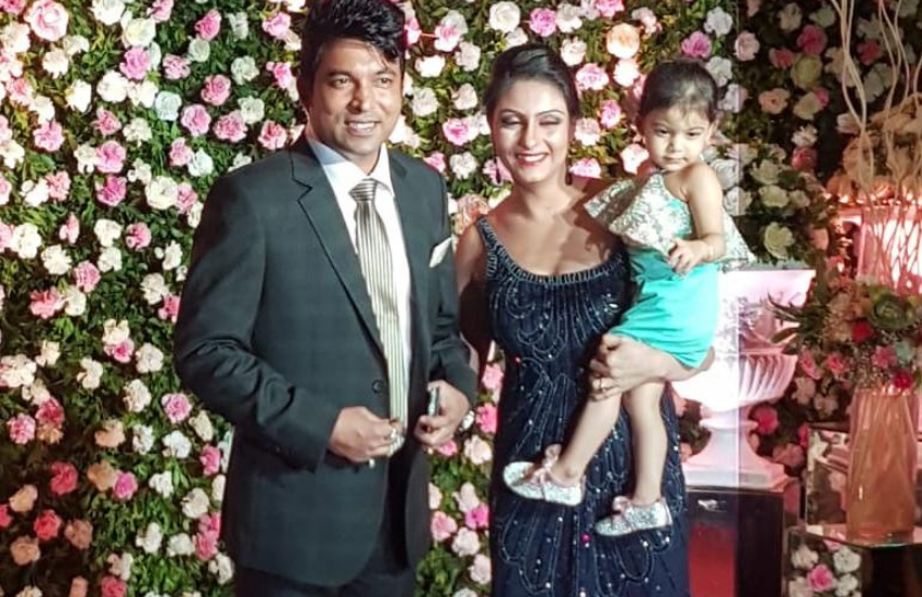 Chandan Prabhakar, Chandan Prabhakar Wife, Nandini Khanna