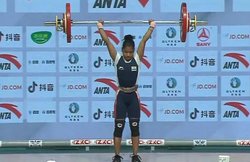 मीराबाई चानू के बाद डालाबेहड़ा ने लहराया तिरंगा, एशियाई वेटलिफ्टिंग चैंपियनशिप में देश को दिलाया गोल्ड