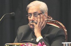 रिटायरमेंट के 7 महीने बाद तक SC के पूर्व जज अरुण मिश्रा ने खाली नहीं किया सरकारी बंगला; कभी नरेंद्र मोदी को बताया था- ‘ग्लोबल सोचने’ वाला