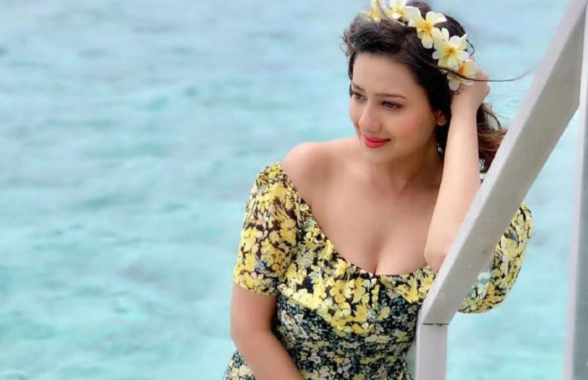 Madalsa Sharma, Mithun Chakraborty, Madalsa Sharma Photos