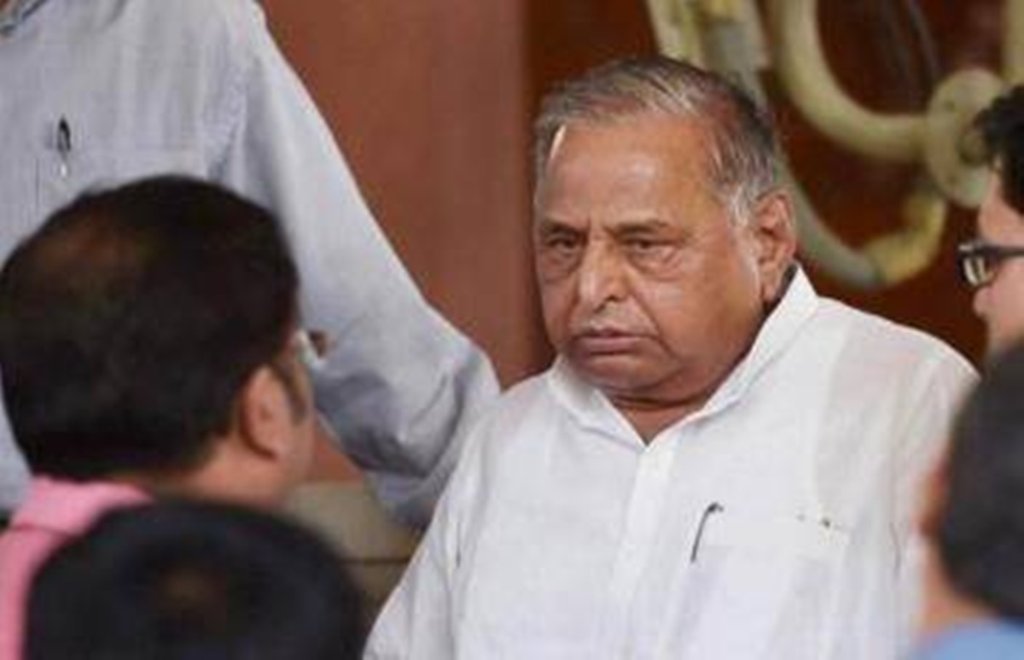 mulayam singh yadav, mulayam singh yadav news, mulayam singh yadav son, mulayam singh yadav biography, mulayam singh yadav house, mulayam singh yadav wife name, lal krishna advani, atal bihari vajpayee, मुलायम सिंह यादव का परिवार, मुलायम सिंह यादव कब मरे, मुलायम सिंह यादव डेथ, मुलायम सिंह यादव कितने भाई हैं