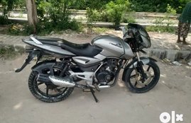 Second Hand Bajaj Pulsar 180 Sports bike in 16000 rupees know complete detail