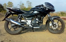 Second Hand Bajaj Pulsar bike in 15000 rupees With 5 years validity Here is complete information