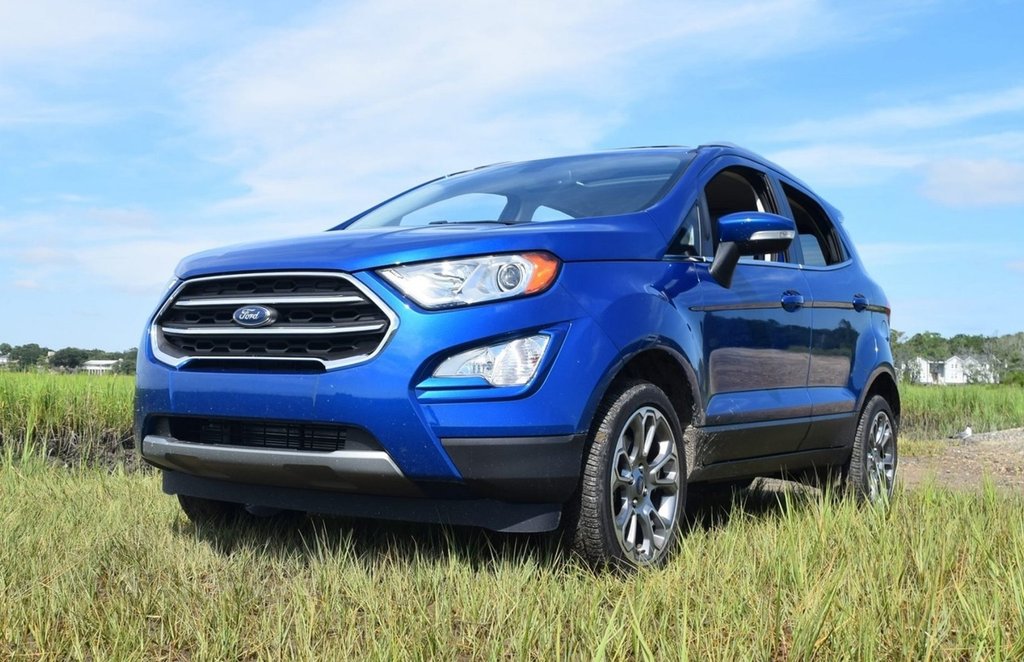 Second Hand Ford EcoSport Titanium Plus in 1 lakh know complete detail with features and specifications