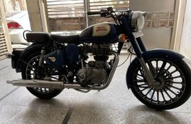 Second hand Royal Enfield, Second hand Royal Enfield Classi