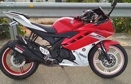 Second hand Yamaha YZF R15 in 29 thousand rupees with one year warranty and 7 days money back guarantee