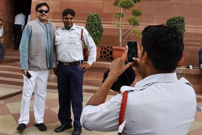 Tina ambani Affairs, Tina munim rajesh Khanna, Shatrughan Sinha Property