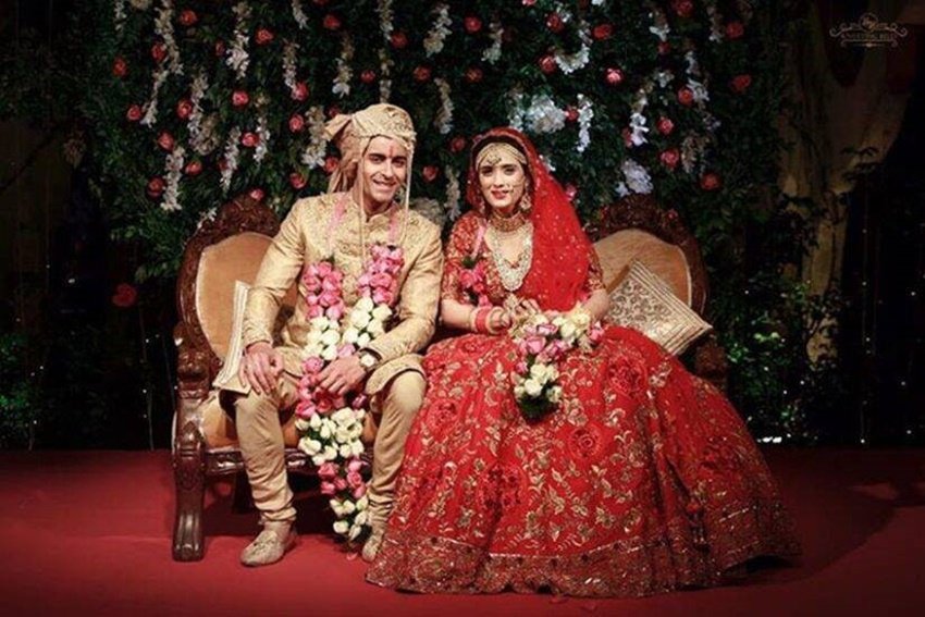 गौतम रोड़े और पंखुड़ी अवस्थी में 14 सालों का अंतर है। हालांकि देख कर बता पाना मुश्किल है कि गौतम पंखुड़ी से इतने छोटे हैं।