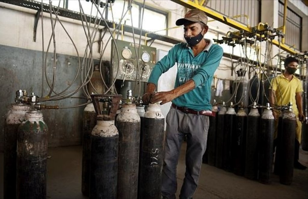 oxygen, new delhi, aap, bjp