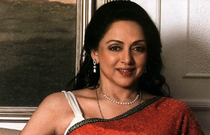 Hema Malini, Isha Deol, Dharmendra