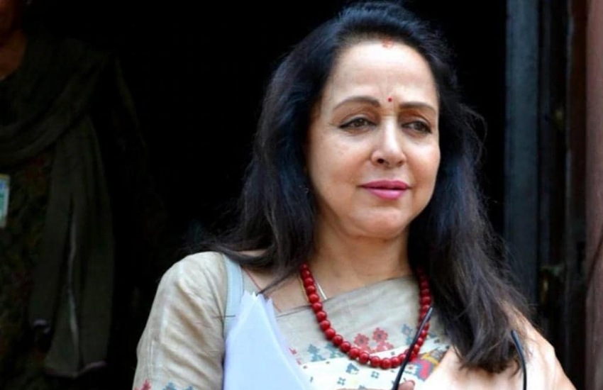 Hema Malini, Isha Deol, Dharmendra