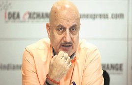 mahesh bhatt, anupam kher, anupam kher first movie