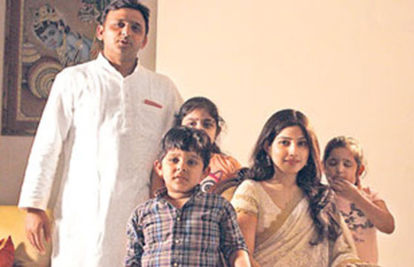 Mulayam Singh Yadav, Akhilesh Yadav