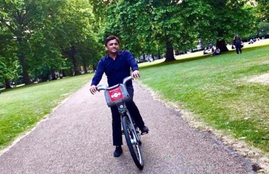 Mulayam Singh Yadav, Akhilesh Yadav