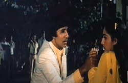 ‘शराबी’ के दौरान जल गया था अमिताभ बच्चन का हाथ, इस तरकीब से की थी गाने की शूटिंग; जया प्रदा ने सुनाया किस्सा