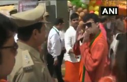 IPS से बोला- तुम लातों के भूत हो, लातों से ही मानते हो, भाजपा विधायक हर्षवर्धन वाजपेयी का VIDEO हुआ था वायरल