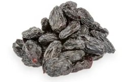 Skin Care: पिंपल्स और रिंकल्स को दूर कर बढ़ती उम्र को रोकने में कारगर है काली किशमिश, जानिये चौंकाने वाले फायदे