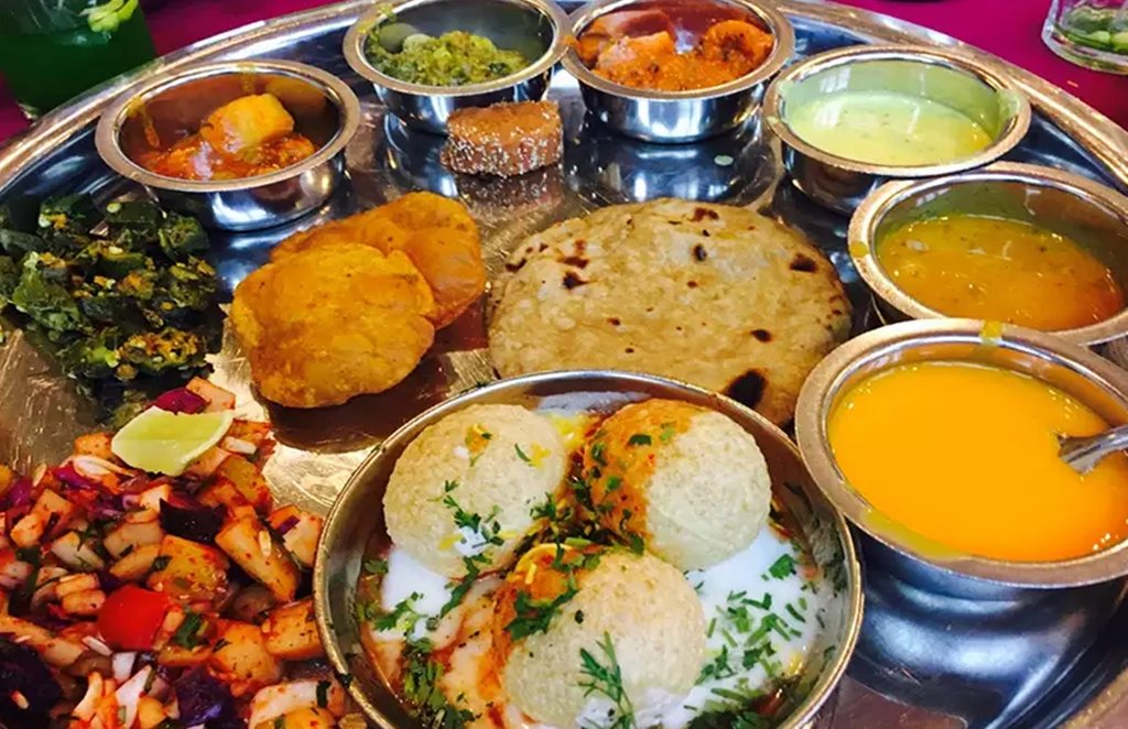 Dream Interpretation, dreams, sapno ka matlab, dream about food, dream related to food,