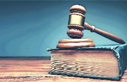 कानून के क्षेत्र में बढ़ते अवसरों का उठाएं लाभ