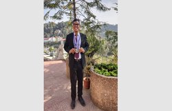 11 किलोमीटर साइकिल चला जाते थे पढ़ने, मजदूरी कर की थी पढ़ाई; IAS का सपना यूं किया साकार