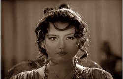 बेडरूम और बाथरूम सीन देकर आई थी सुर्खियों में, दाऊद के पीछे पड़ने का किया गया था दावा; अचानक गुम हो गई थीं अभिनेत्री