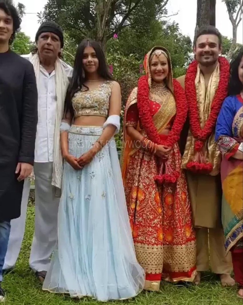 मदालसा शर्मा ने बताया था कि मिथुन उनके करियर को लेकर काफी गाइड करते हैं। बतौर मदालसा मिथुन के कहने पर ही वह टीवी इंडस्ट्री में आईं।