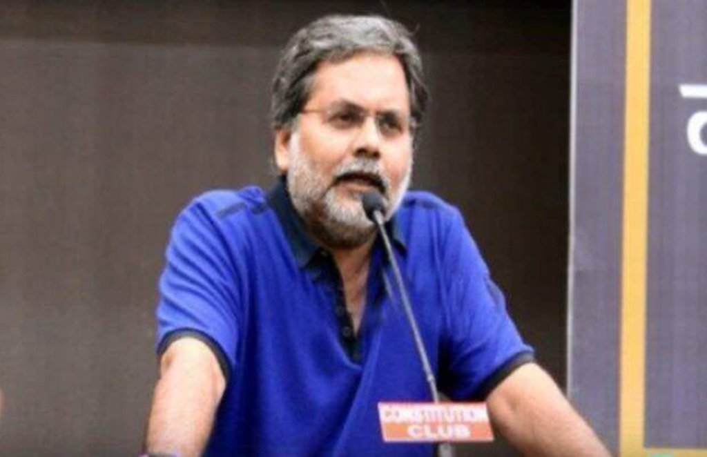 punya prasun bajpai, punya prasun bajpai twitter, evm found in bjp candidate car