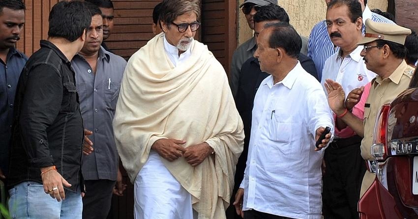 Rajesh Khanna life story,Rajesh khanna Amitabh Rift, rajesh khanna Divorce
