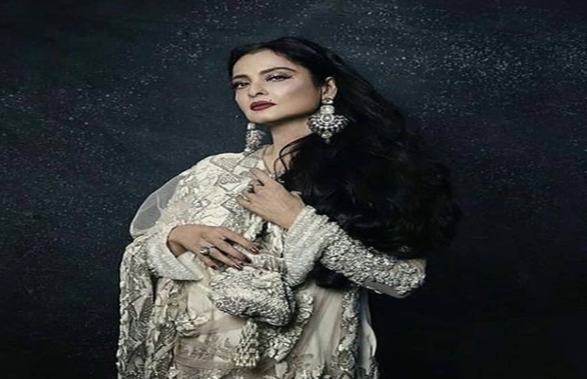 rekha, rekha photo, rekha news